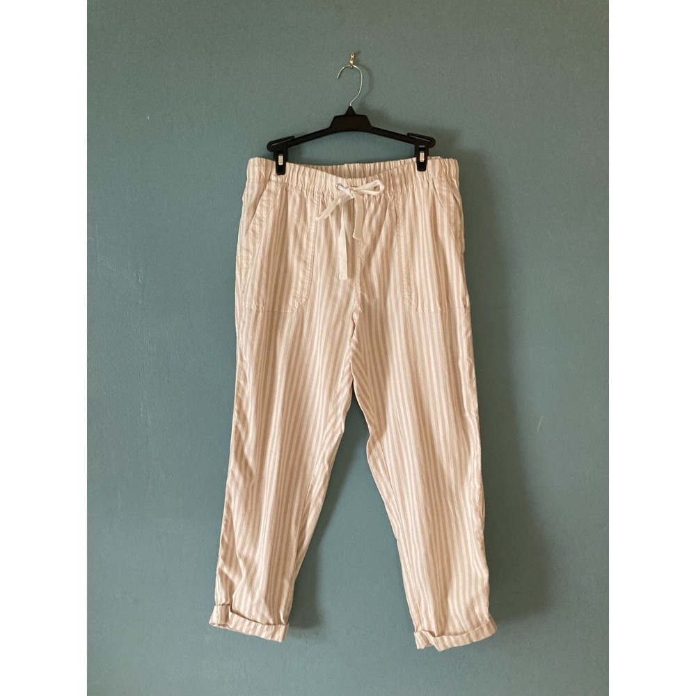 Loft Outlet beige/white stripe cuffed crop pants size medium